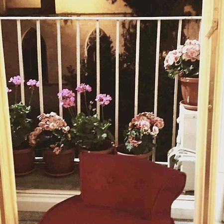 Maria Rosaria A Santa Chiara Spaccanapoli Apartment ภายนอก รูปภาพ
